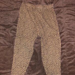 Girls 24 months leopard print leggings